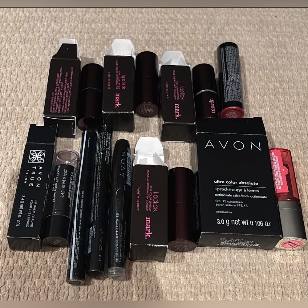 10 piece New Avon Make UP Lot-6 lipsticks, 1 lip balm,1 clear gloss,2 concealers